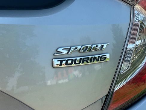 Used 2018 Honda Civic Sport Touring image 4