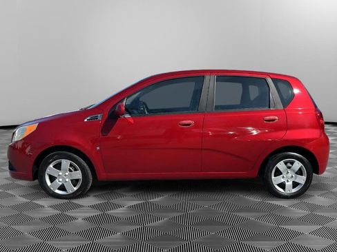 Used 2009 Chevrolet Aveo5 LT image 5