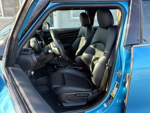 Used 2017 MINI Cooper S image 10