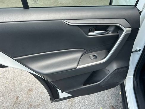 Used 2019 Toyota RAV4 XLE w/ Convenience Package AWD/4WD image 26