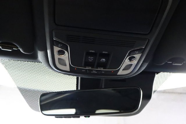 Used 2025 Honda Ridgeline Black Edition image 21