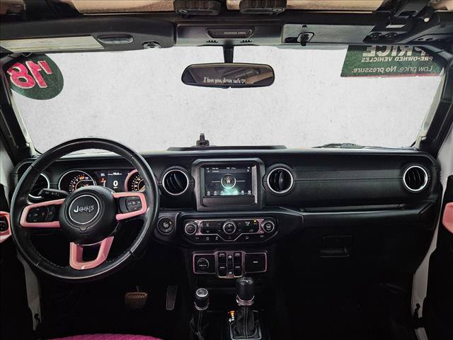 Used 2018 Jeep Wrangler Unlimited Sahara w/ Dual Top Group AWD/4WD image 15