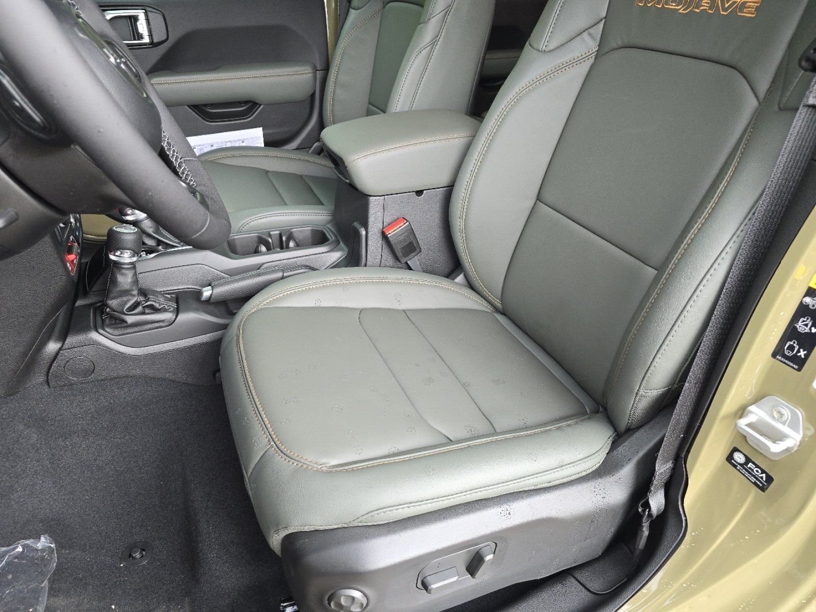 New 2026 Jeep Gladiator Mojave AWD/4WD image 12