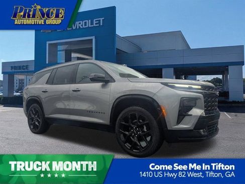 New 2026 Chevrolet Traverse RS w/ LPO, Floor Liner Package image 1