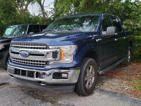 Used 2018 Ford F150 XLT w/ Equipment Group 302A Luxury AWD/4WD image 3