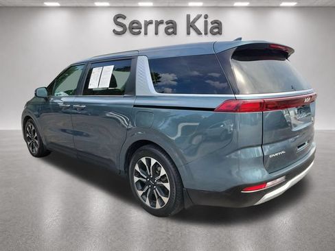 Used 2024 Kia Carnival EX FWD image 3