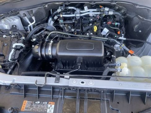 Used 2022 Ford Explorer XLT w/ Equipment Group 202A RWD image 29