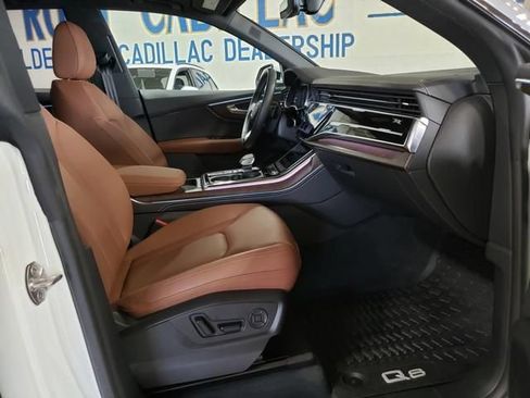 Used 2025 Audi Q8 Premium Plus AWD/4WD image 18
