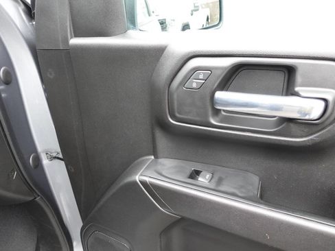 Used 2021 Chevrolet Silverado 1500 Custom w/ LPO, Dark Essentials Package AWD/4WD image 31