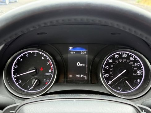 Certified 2023 Toyota Camry SE FWD image 10