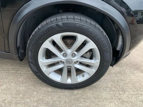 Used 2015 Nissan Juke S FWD image 24