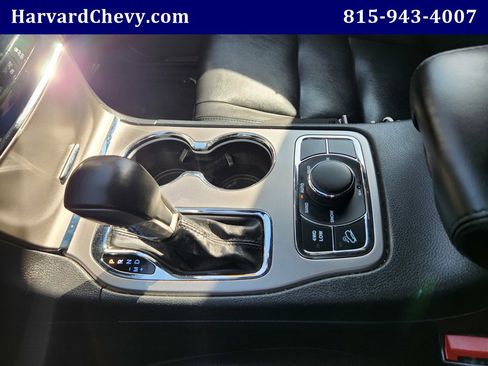 Used 2020 Jeep Grand Cherokee Limited image 12