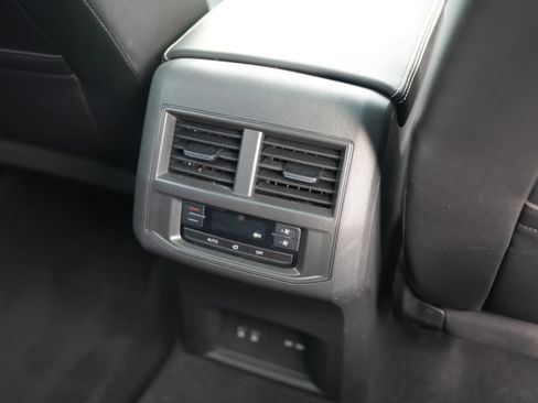 Certified 2023 Volkswagen Atlas SE w/ Panoramic Sunroof Package image 30