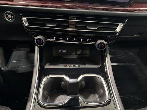 New 2026 Chevrolet Traverse Z71 image 19