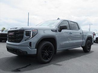 Used 2024 GMC Sierra 1500 Elevation video 1