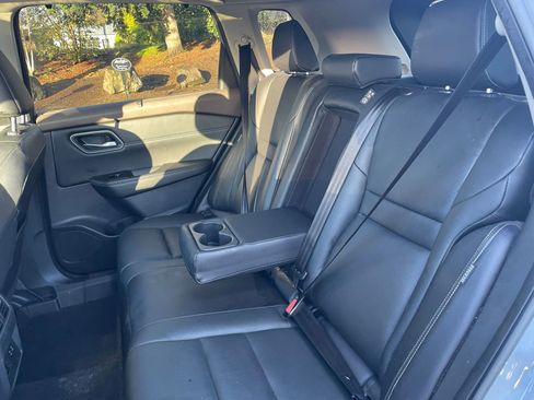 Used 2021 Nissan Rogue SL image 28