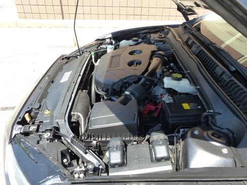 Used 2017 Ford Fusion SE AWD/4WD image 19