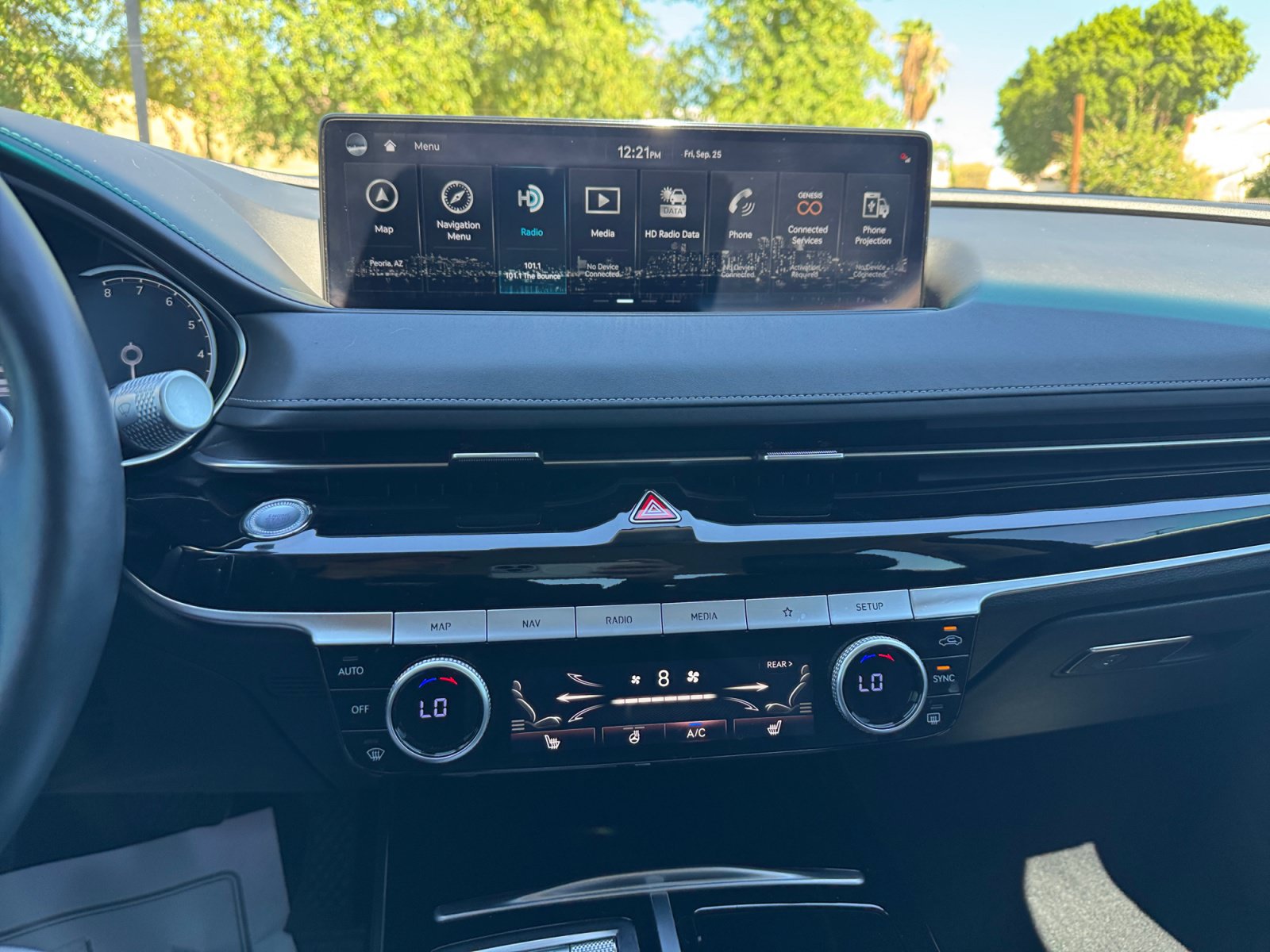 Used 2023 Genesis G80 2.5T AWD/4WD image 12