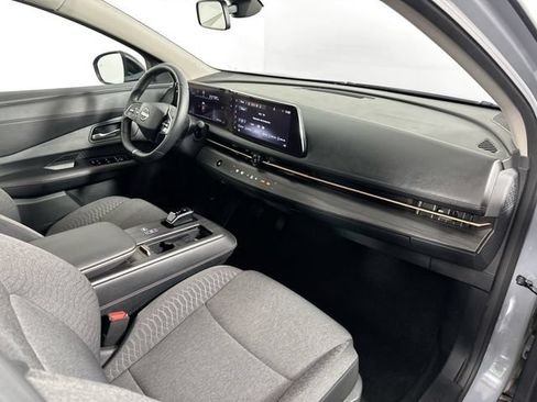 Used 2023 Nissan Ariya FWD image 28