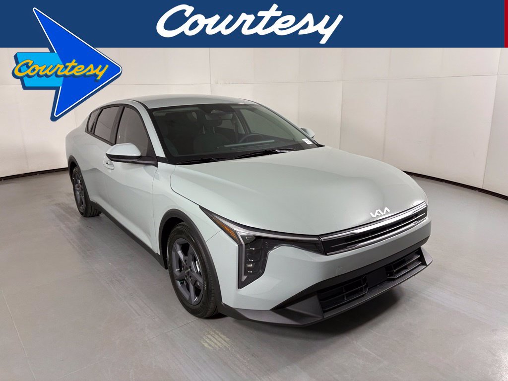 New 2026 Kia K4 FWD image 1