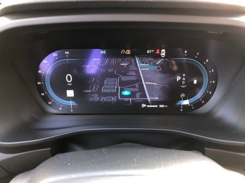 Used 2023 Volvo XC40 B5 Plus w/ Protection Package Premier image 21