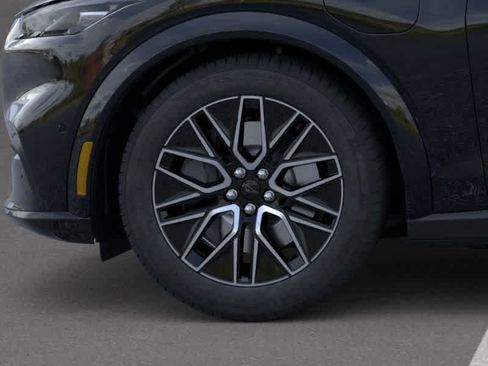 New 2025 Ford Mustang Mach-E Premium RWD image 19