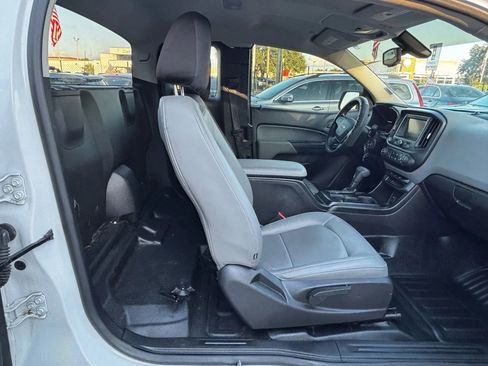 Used 2017 Chevrolet Colorado W/T w/ WT Convenience Package RWD image 11