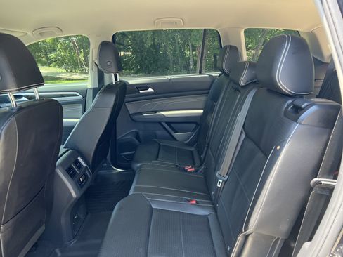 Certified 2023 Volkswagen Atlas SE FWD image 28