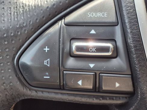 Used 2017 Nissan Maxima Platinum w/ Medallion Package FWD image 15
