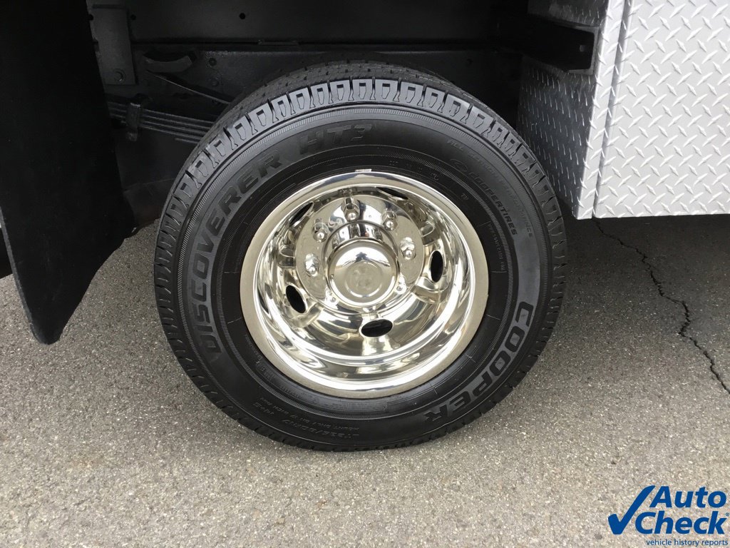 Used 2013 GMC Sierra 3500 W/T w/ Snow Plow Prep Package AWD/4WD image 25