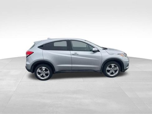 Used 2019 Honda HR-V LX image 8
