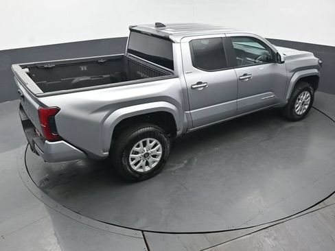 Used 2026 Toyota Tacoma SR5 AWD/4WD image 43