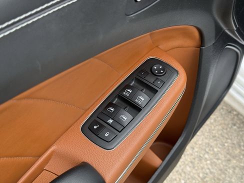 Used 2022 Dodge Charger SRT Hellcat image 15