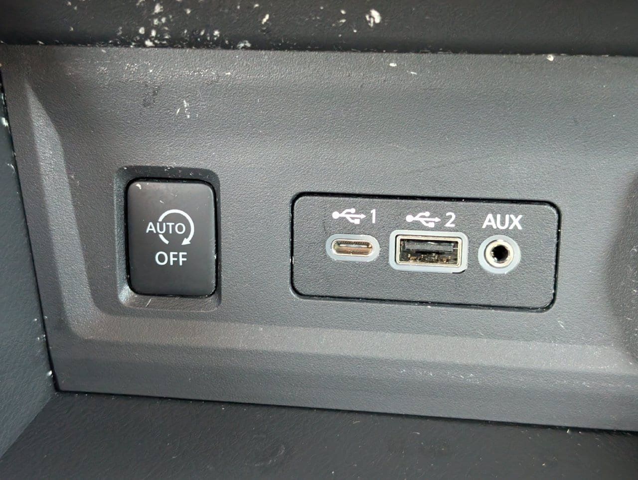 Certified 2025 Nissan Sentra SR w/ SR Premium Package FWD image 19