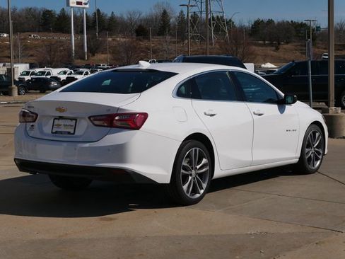 Used 2024 Chevrolet Malibu LT image 7