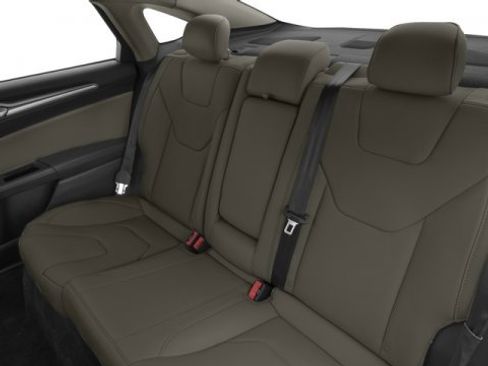 Used 2016 Ford Fusion Titanium image 13