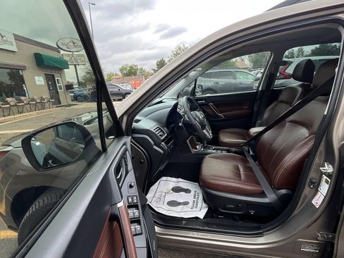 Used 2018 Subaru Forester 2.5i Touring w/ Popular Package #3B AWD/4WD image 20
