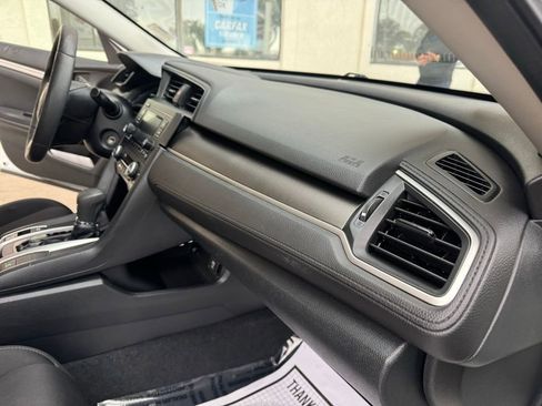 Used 2020 Honda Civic LX image 18