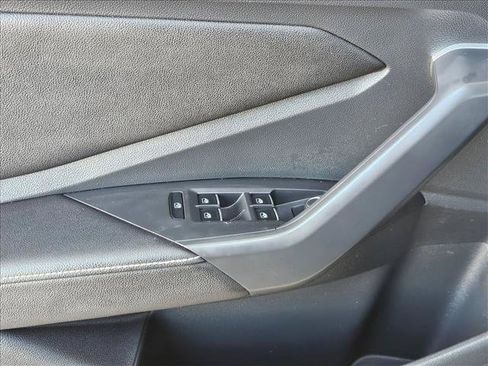 Used 2024 Volkswagen Jetta SE FWD image 27