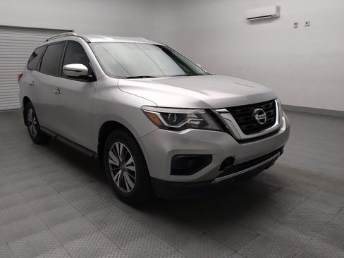 Used 2020 Nissan Pathfinder S image 13