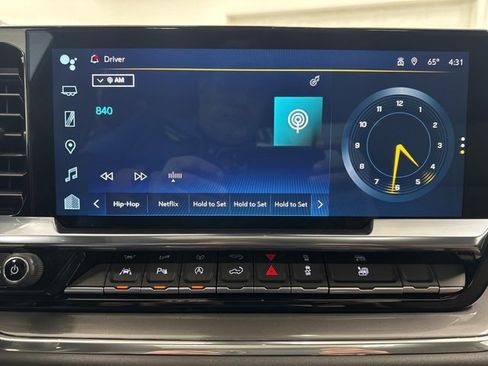 Used 2024 Chevrolet Silverado 1500 High Country w/ High Country Premium Package image 18