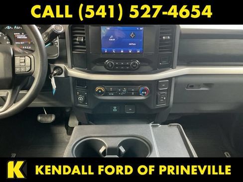 Used 2021 Ford F150 XLT AWD/4WD image 11