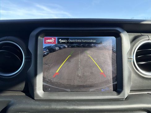 Used 2023 Jeep Wrangler Unlimited Rubicon 4xe w/ Cold Weather Group image 25