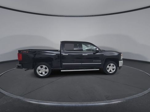 Used 2018 Chevrolet Silverado 1500 LTZ w/ Sport Package AWD/4WD image 18