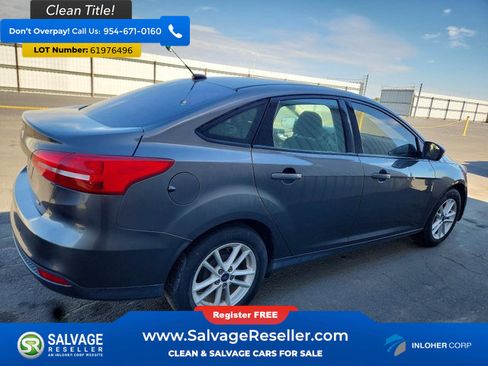 Used 2016 Ford Focus SE FWD image 4
