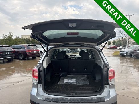 Used 2018 Subaru Forester 2.5i Touring w/ Popular Package #2 image 8