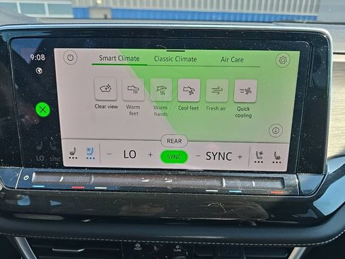 Used 2025 Volkswagen Atlas SEL Premium R-Line AWD/4WD image 35