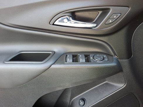 Used 2024 Chevrolet Equinox LT w/ LPO, Floor Liner Package AWD/4WD image 11
