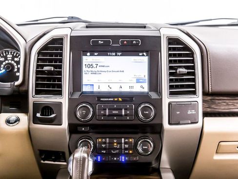 Used 2018 Ford F150 Lariat w/ Equipment Group 501A Mid RWD image 21