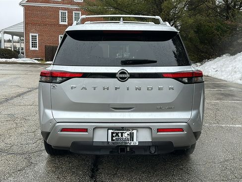 Certified 2023 Nissan Pathfinder SL w/ SL Premium Package image 5